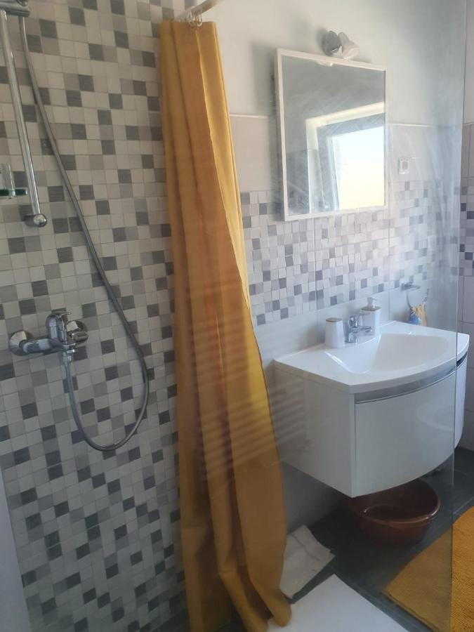 Muring Apartments Tribalj Eksteriør billede