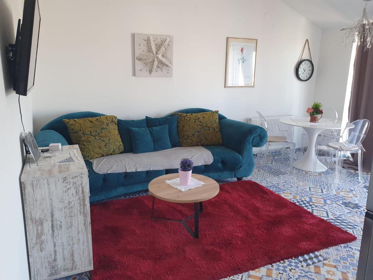 Muring Apartments Tribalj Eksteriør billede